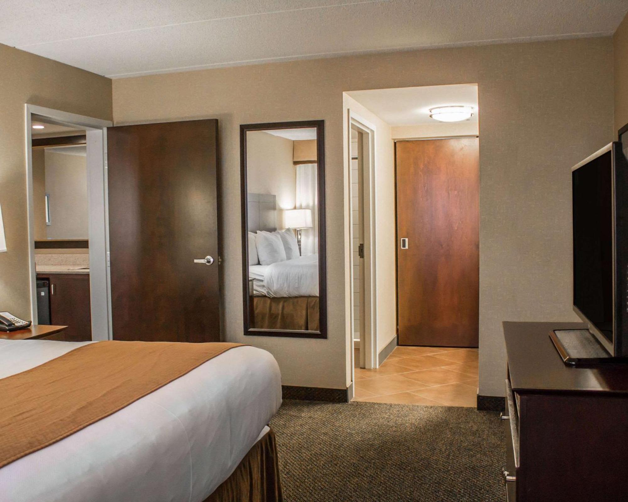 Comfort Inn & Suites Wadsworth Dış mekan fotoğraf